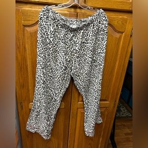 Leopard lounge pants